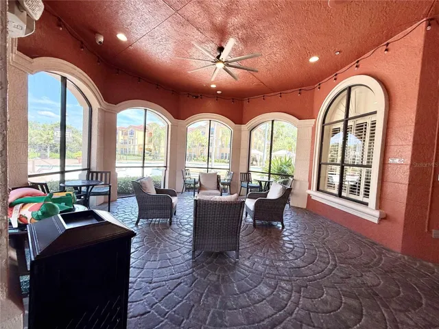 Clubhouse screened-in lanai