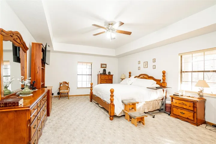 Spacious owner’s suite suitable for executive or on-site management quarters