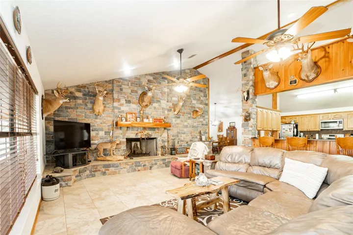 Lodge-inspired main residence ideal for corporate retreat or private club useLodge-inspired main residence ideal for corporate retreat or private club use