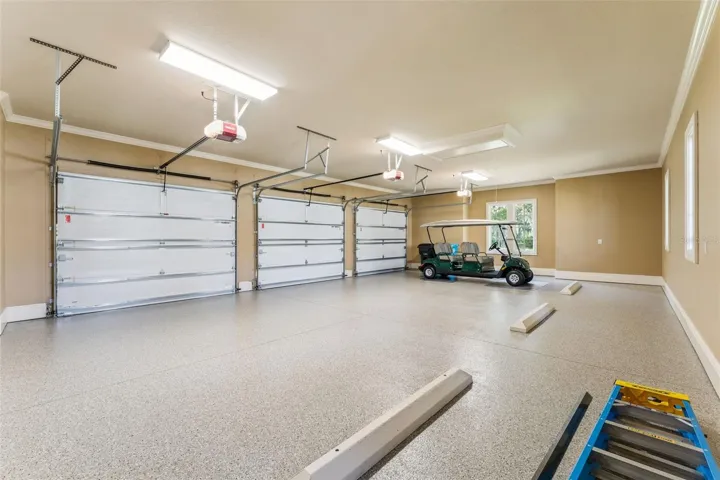 3 Car Garage