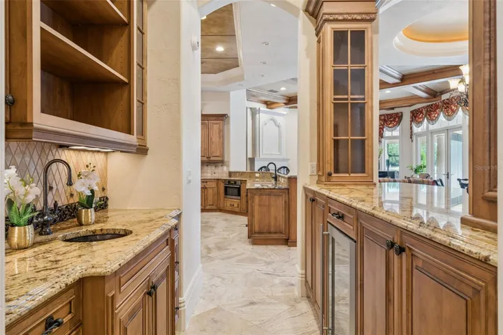Bar Area with Walkthrough to Kitchen