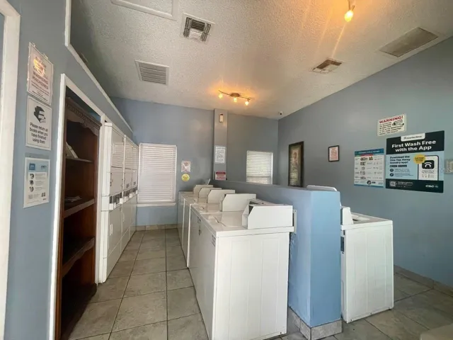 Common laundry