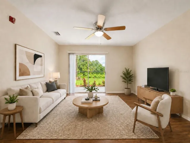 Living room-virtual staging