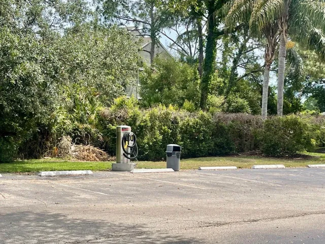 Car vacuum