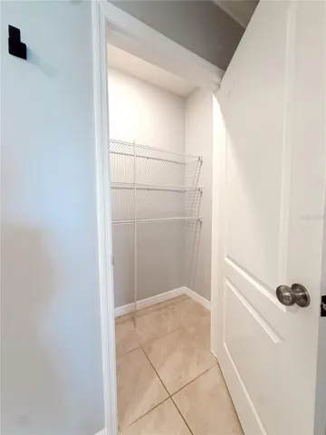 walk in closet