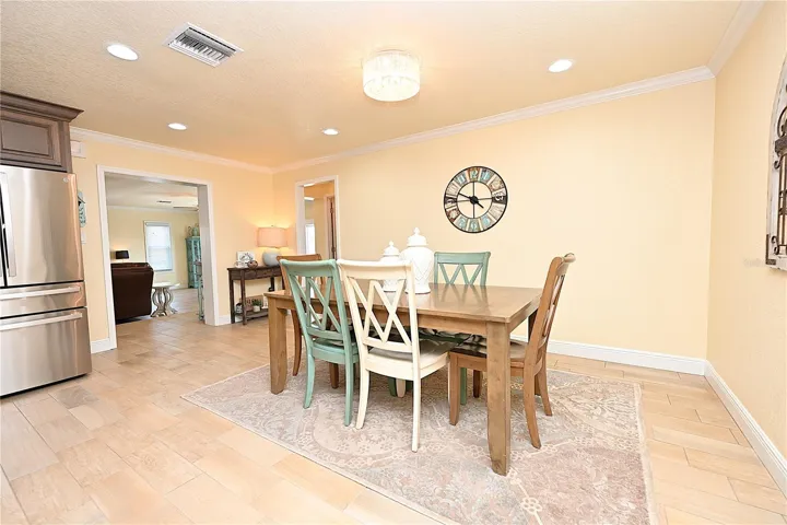 Breakfast area