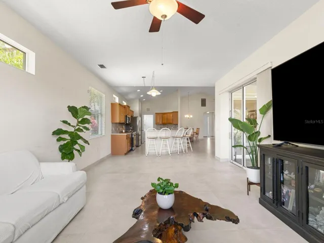 Living Room- Outdoor Access