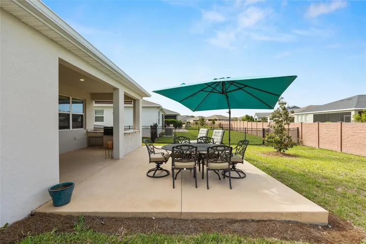 EXTENDED LANAI