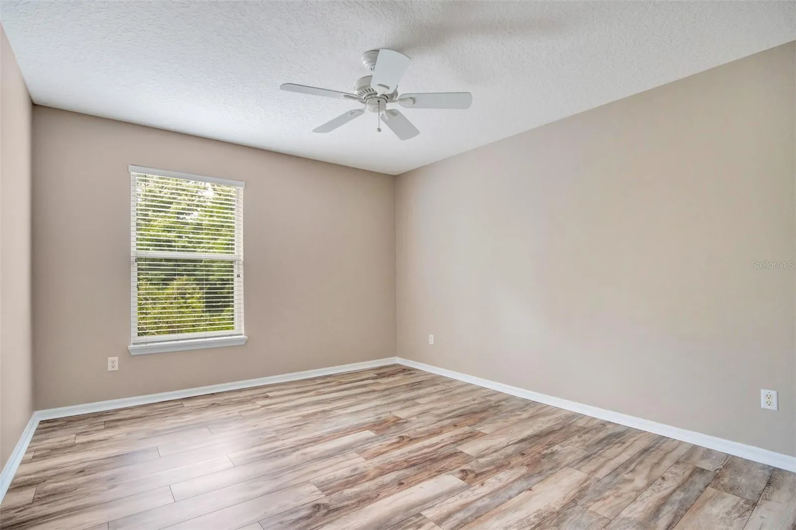 Upstairs bedroom 3
