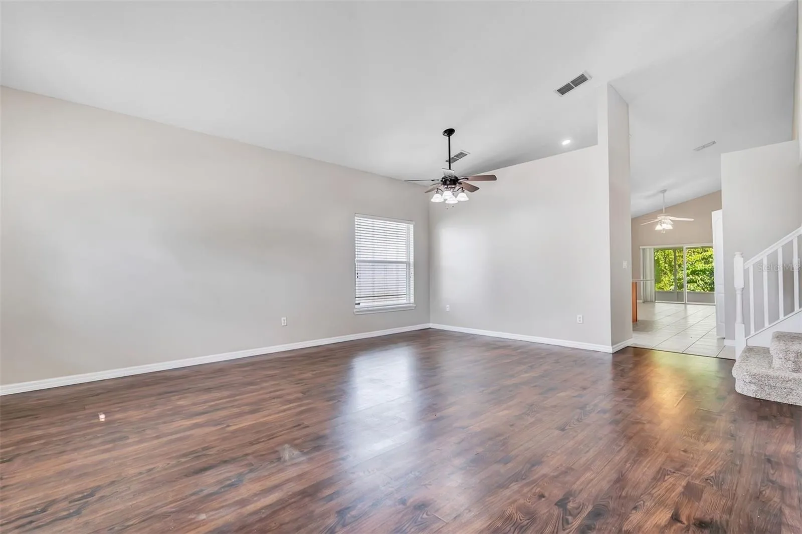 Living/dining room