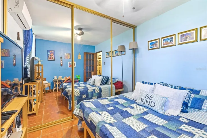 1st bedroom