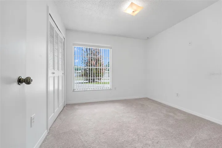 Bedroom-New Paint/Carpet
