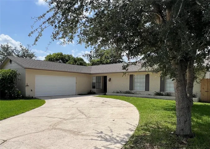 Front of home-recently professionally painted