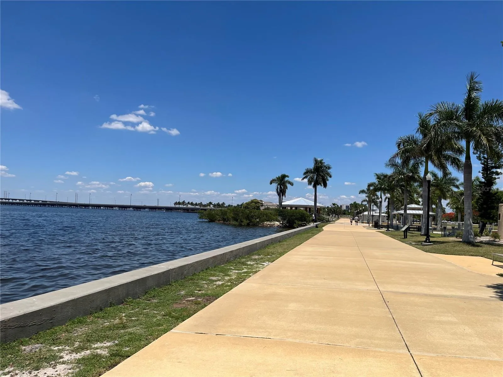 Gilcrest Park on Charlotte Harbor