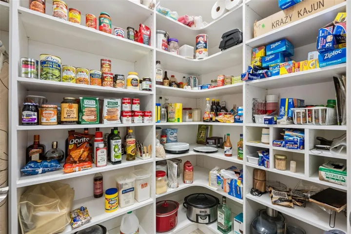 Walk-in Pantry!