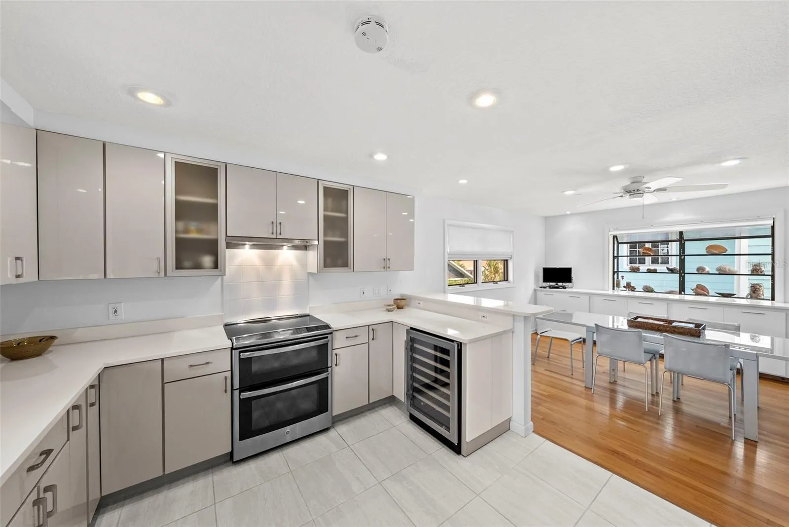 Modern and Bright Updated Kitchen