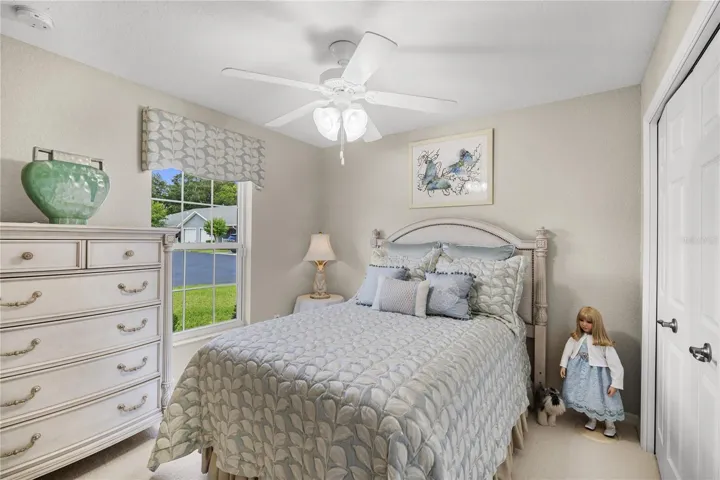 Secondary guest bedroom at the front of the villa