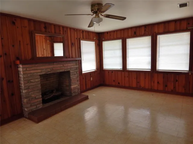 Den or Possible 3rd Bdrm/Office