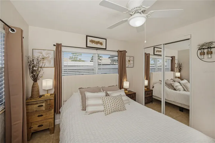Guest bedroom 2