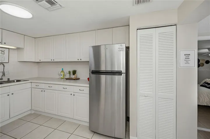 Closet pantry