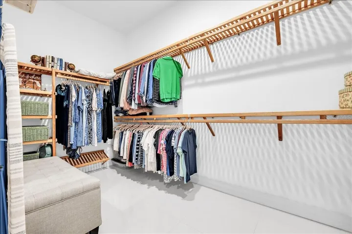 Walk in Closets
