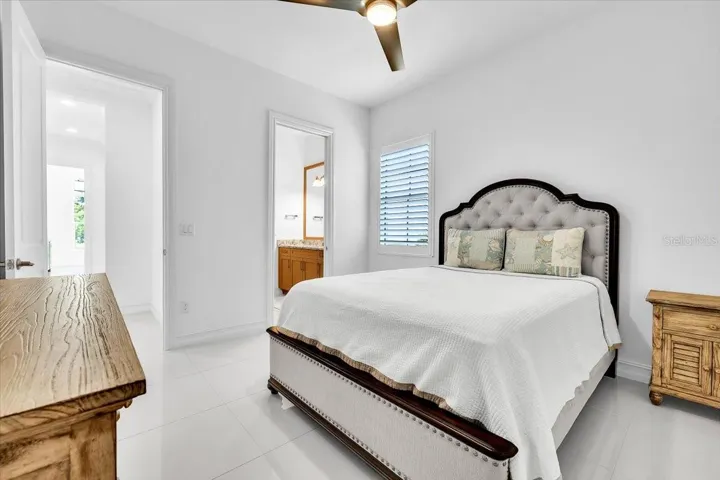 Ensuite Guest Bedroom 1