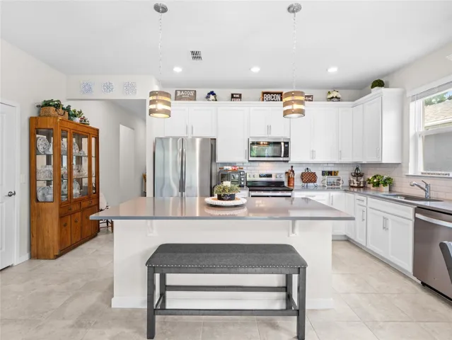 Open Kitchen