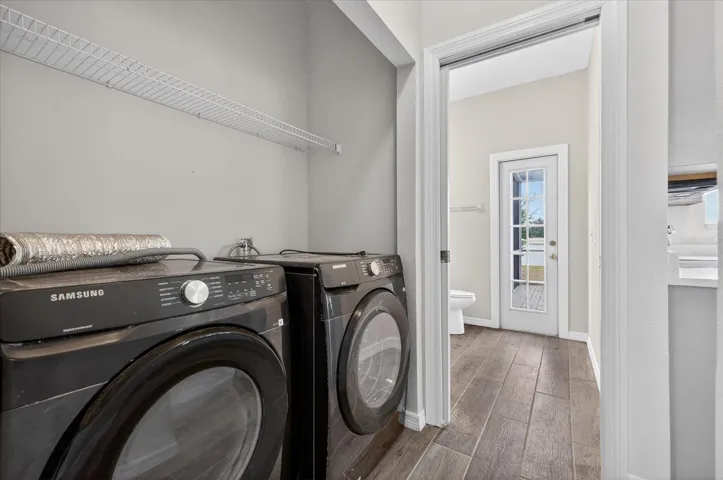 Washer & Dryer Included