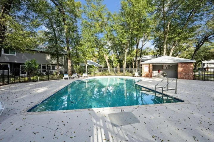Community pool - #2