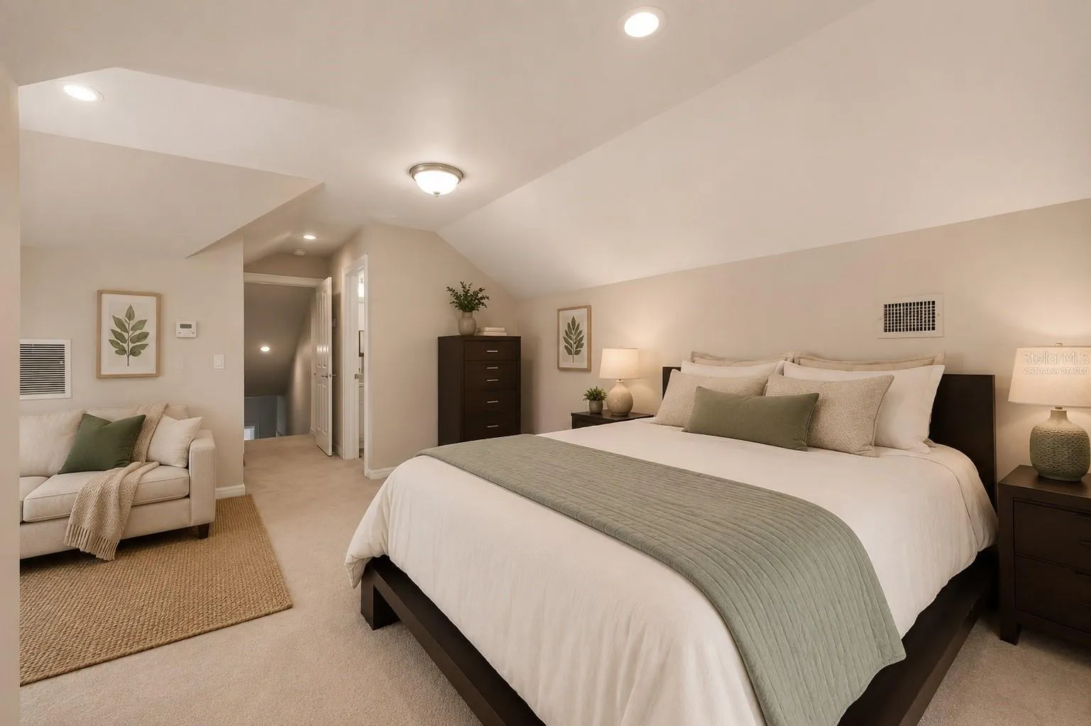 Perfect space for guest room, young adult, music/art studio, virtually staged