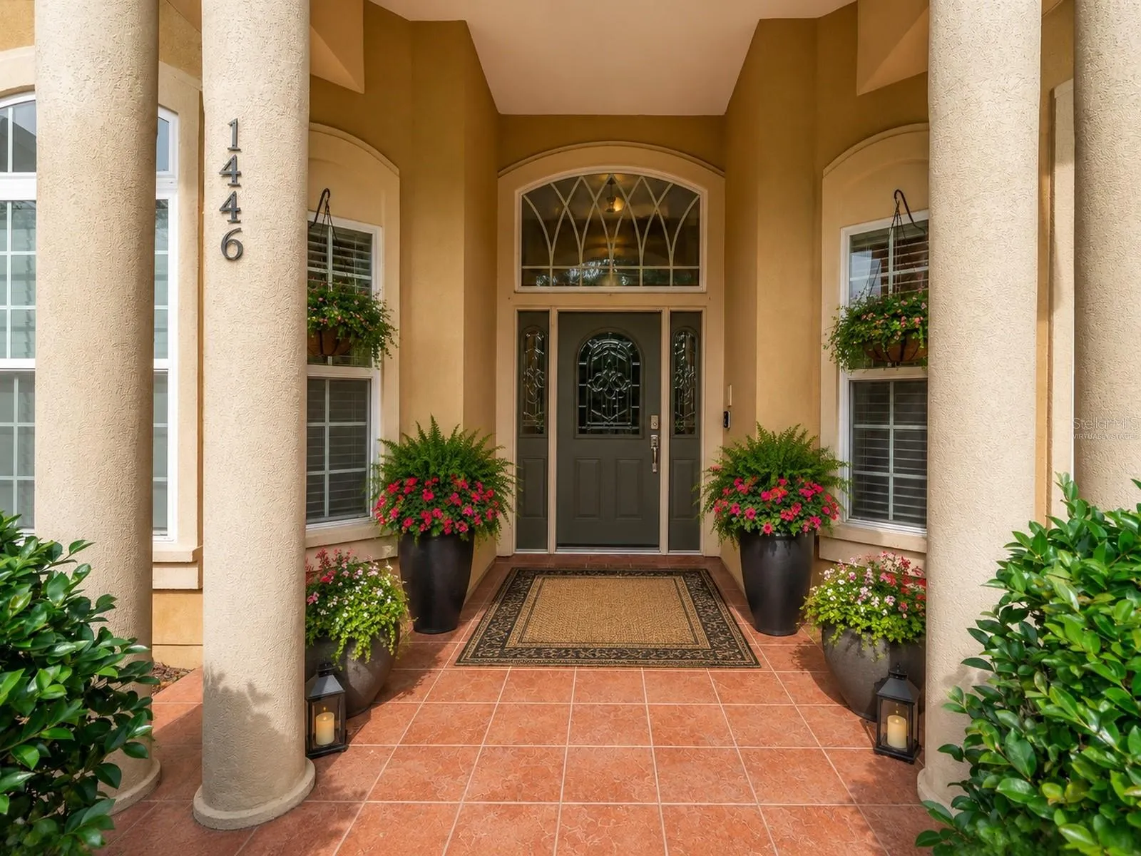 Virtually staged entrance