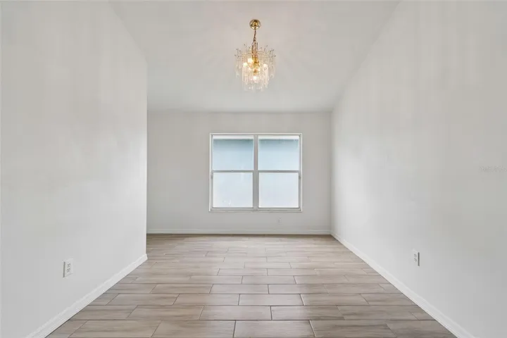 Dining/Flex Space