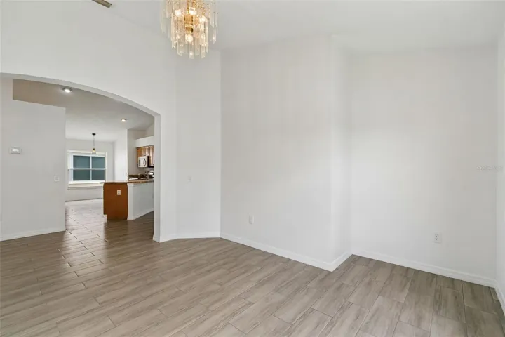 Dining/Flex Space