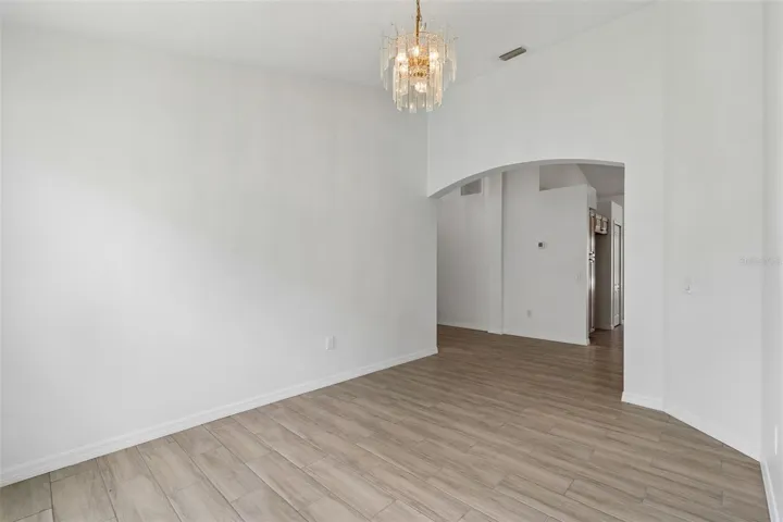 Dining/Flex Space