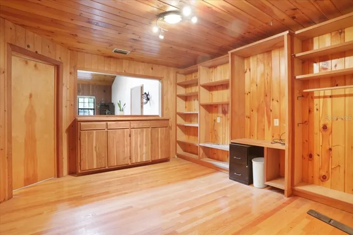 Office/flex space