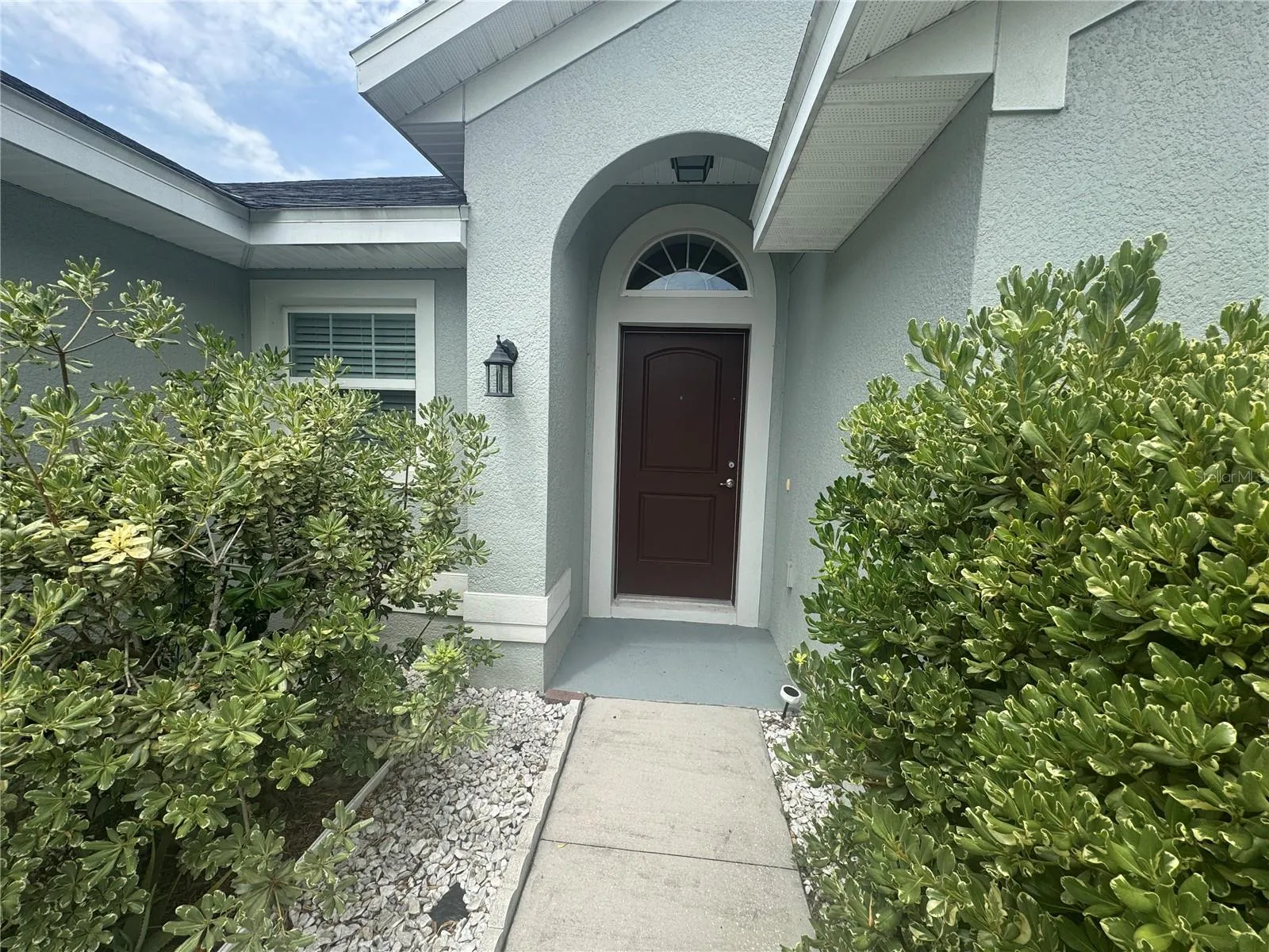 INVITING ENTRANCE