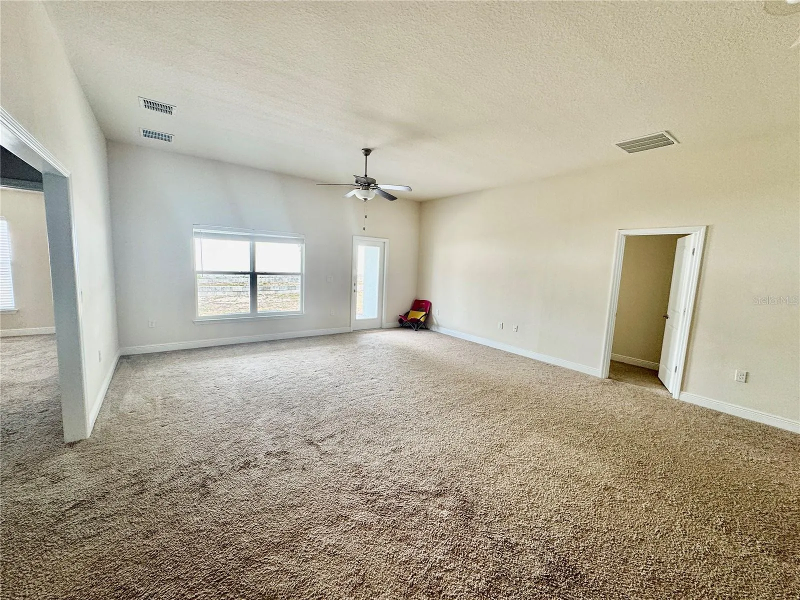 LIVING/DINING COMBO