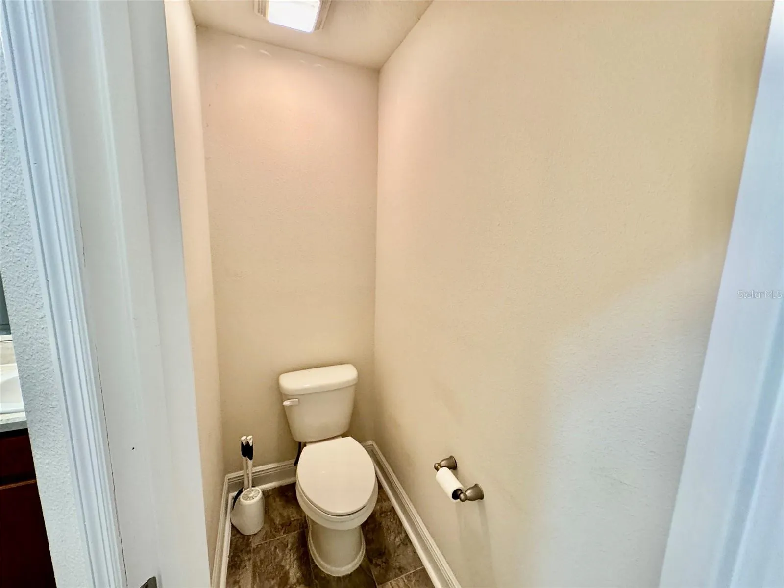 PRIVATE WATER CLOSET