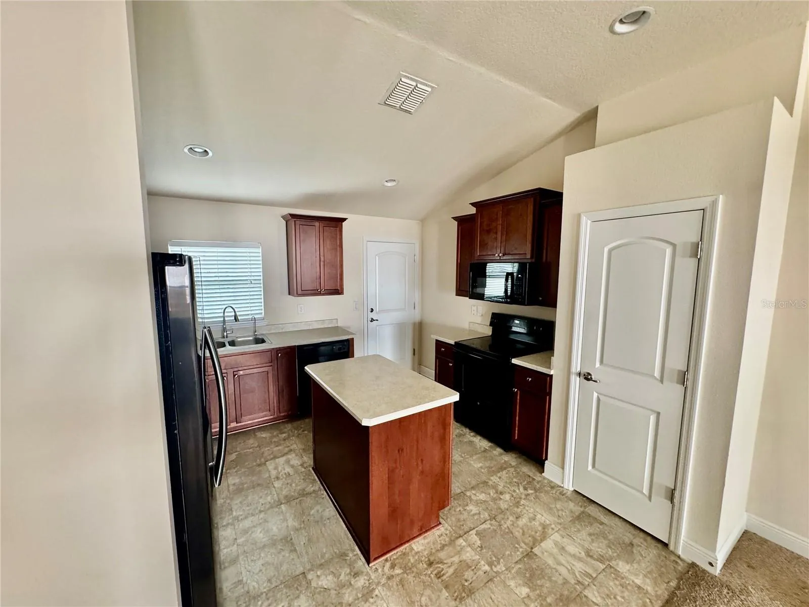 ISLAND IN KITCHEN