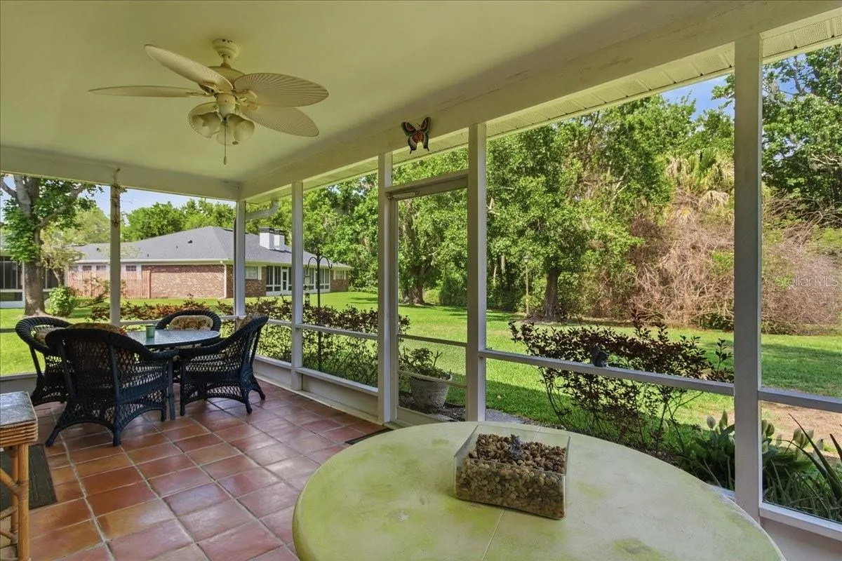 Covered screened patio - 180 degree view