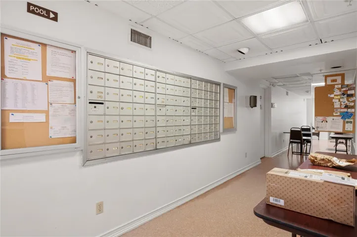 Lobby/Mail Center