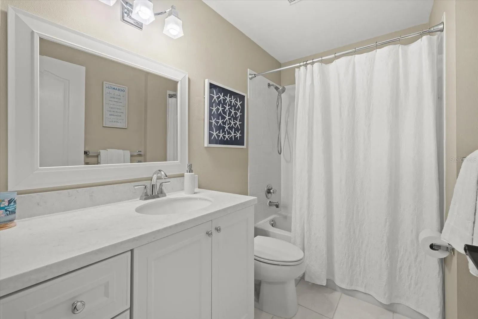 2ND BATHROOM WITHTUB/SHOWER &amp; MARBLE VANITY