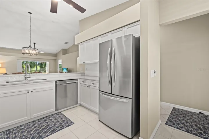 OPEN KITCHEN TO THE GREAT ROOM