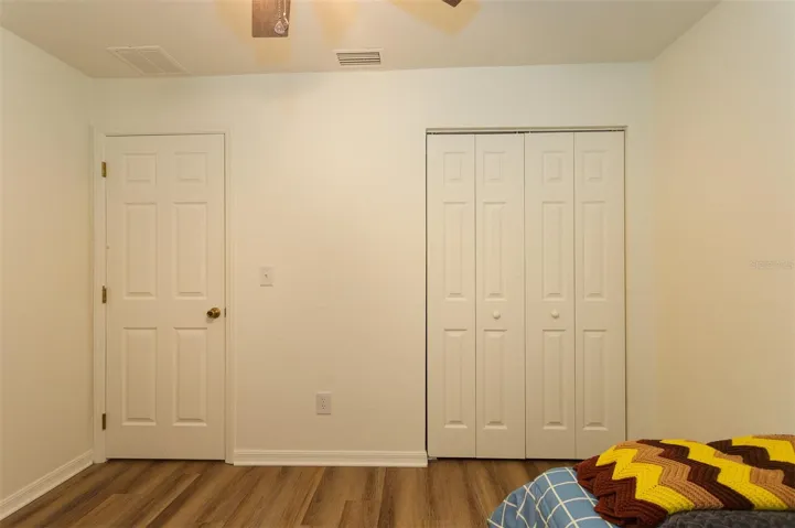 Guest bedroom 1
