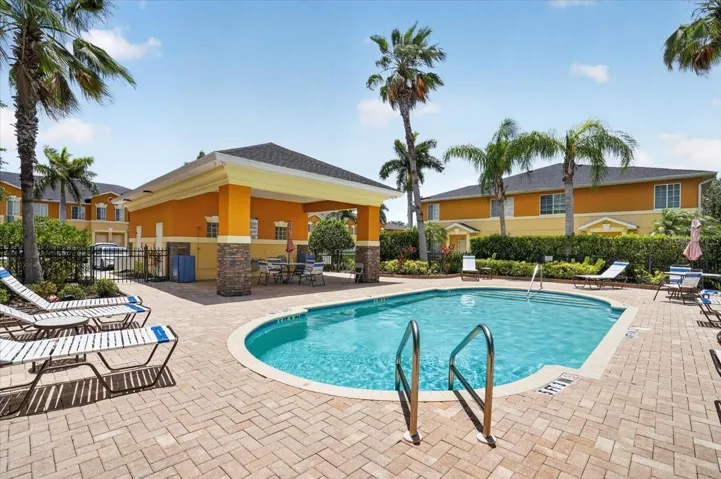 Community pool