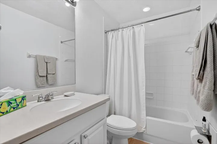 Primary bedroom full bath