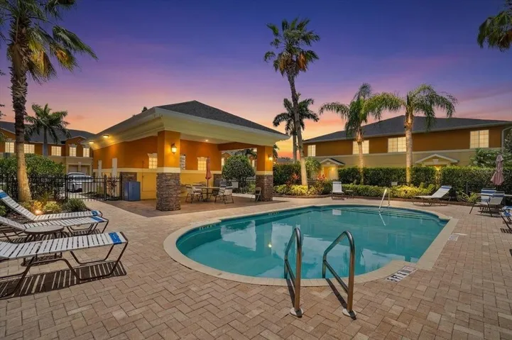 Community pool