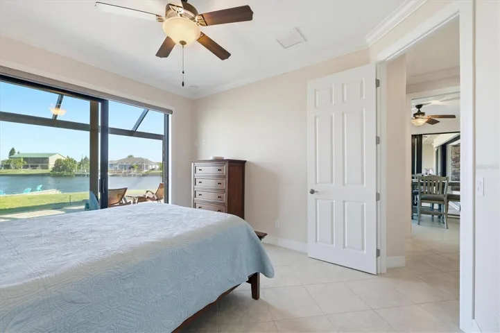 Guest Bedroom with Lanai Access