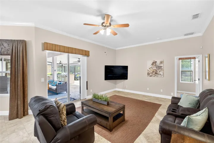 Family room with views of lanai