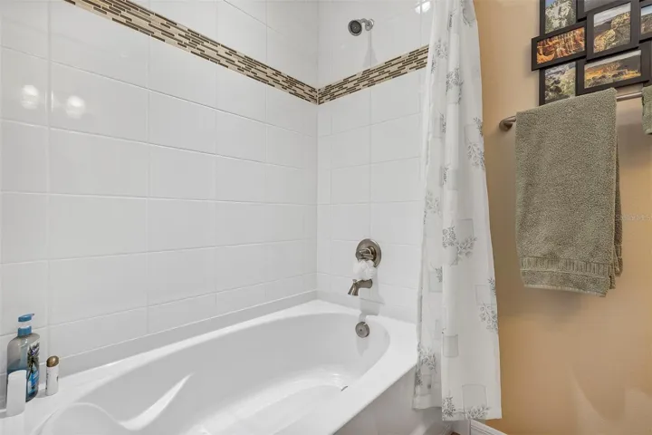 Garden tub!